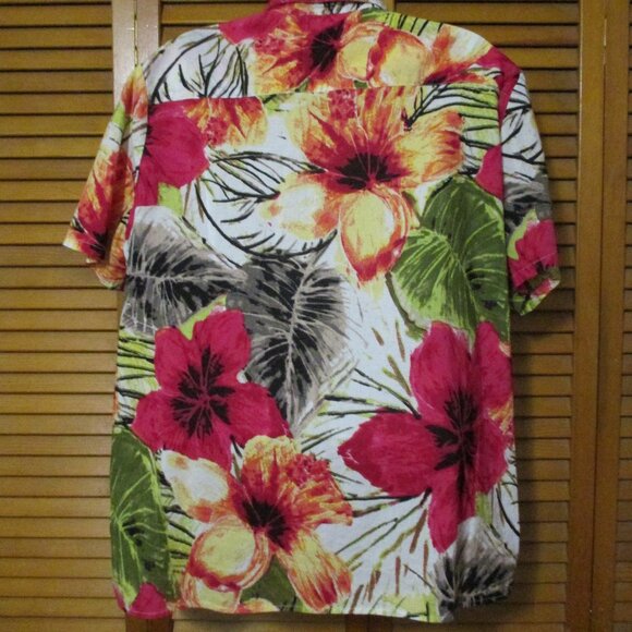 Chico's top button down tropical design soft floral print blouse size XL (3) - Picture 7 of 8